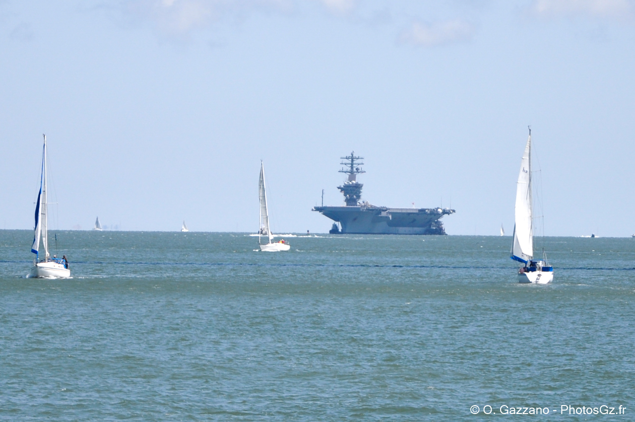 Porte avions americain / San Francisco